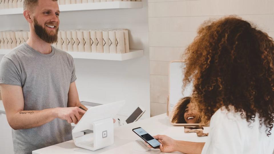 WooCommerce vs Headless Commerce in 2024